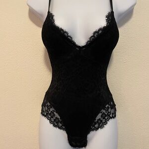 HeyShape Black Lace Bodysuit